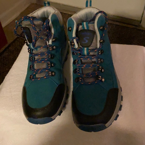 Ankle boots - Picture 1 of 5